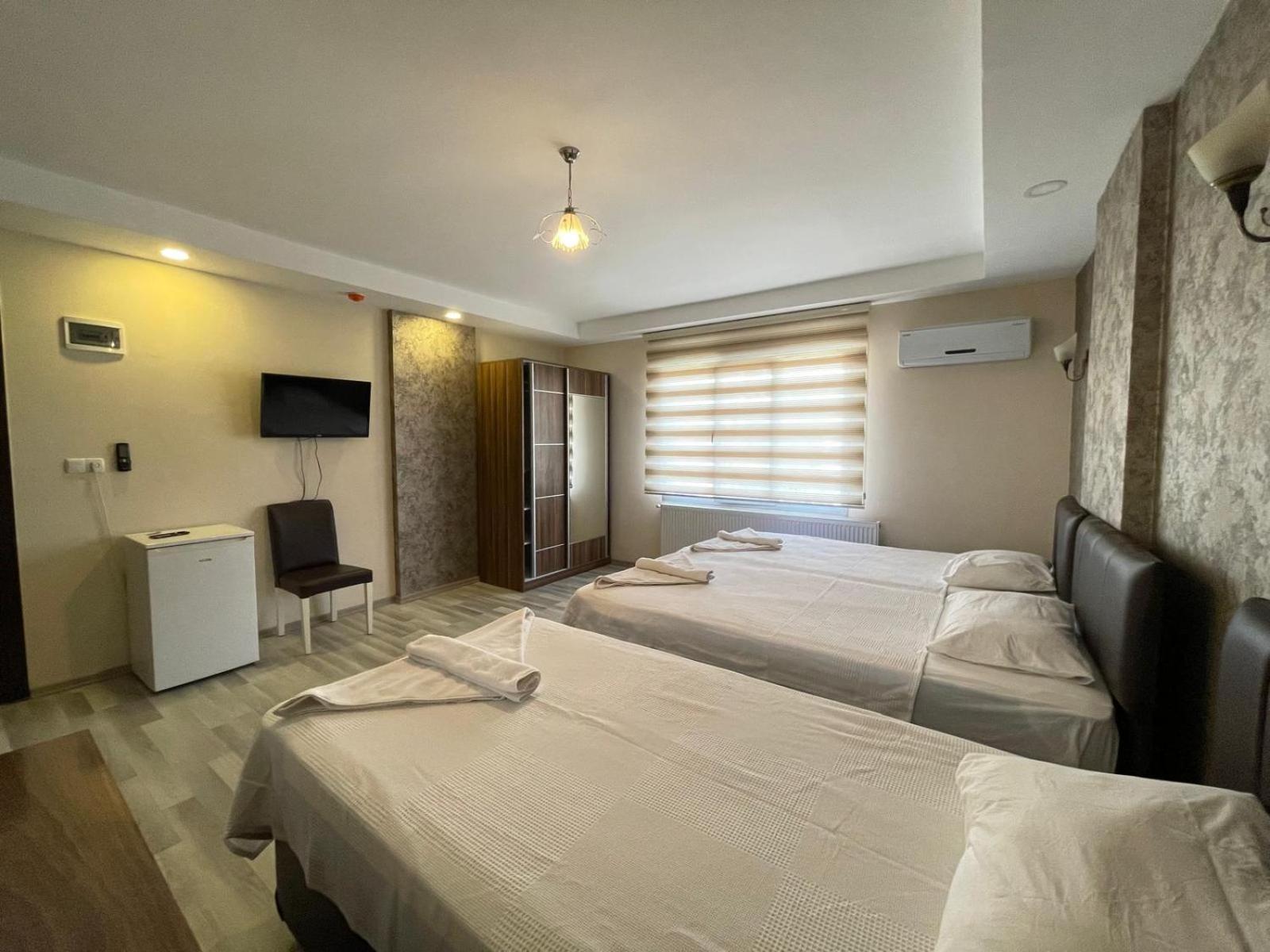 Ikarus Hotel 쿠사다시 외부 사진