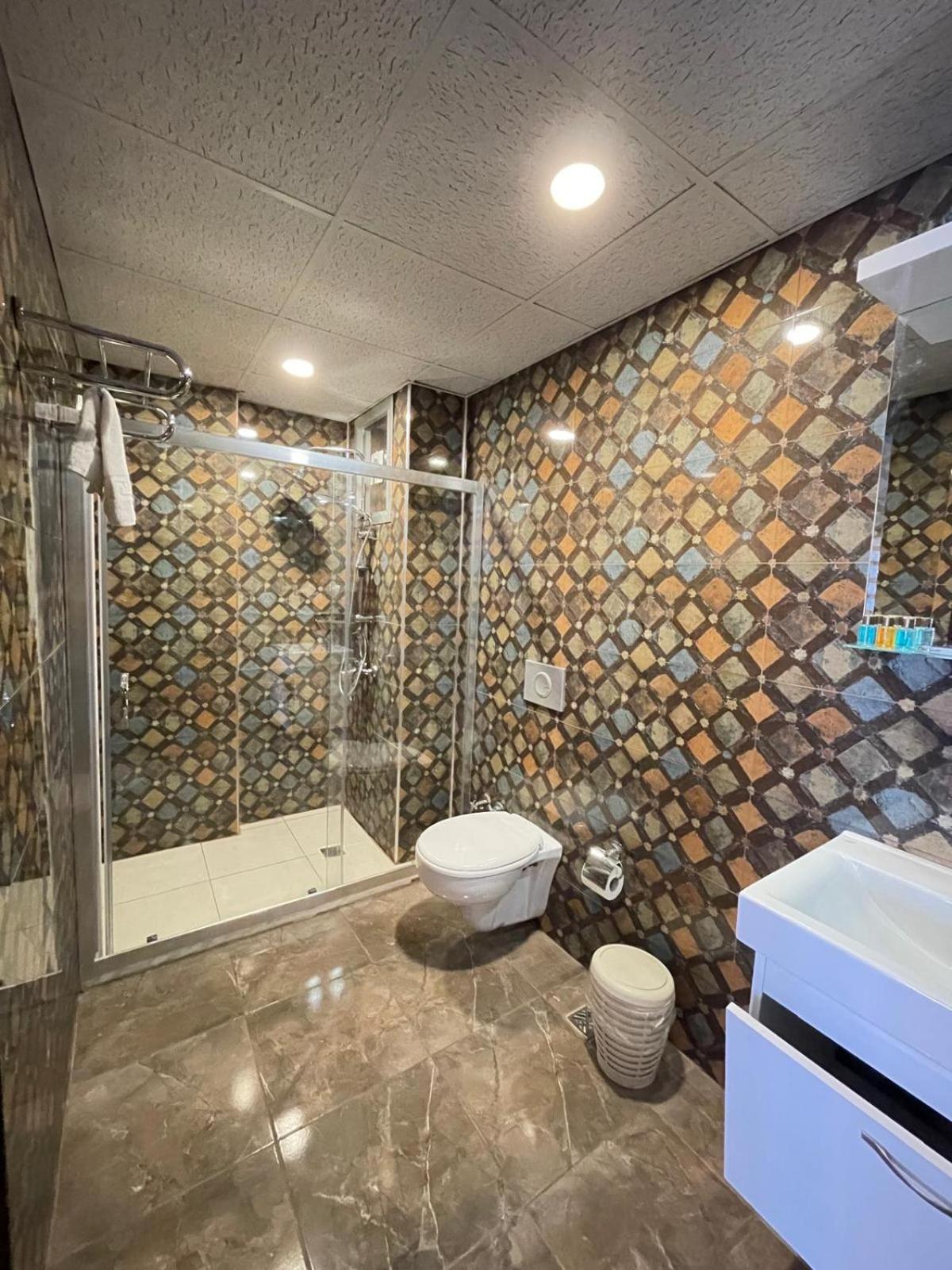 Ikarus Hotel 쿠사다시 외부 사진