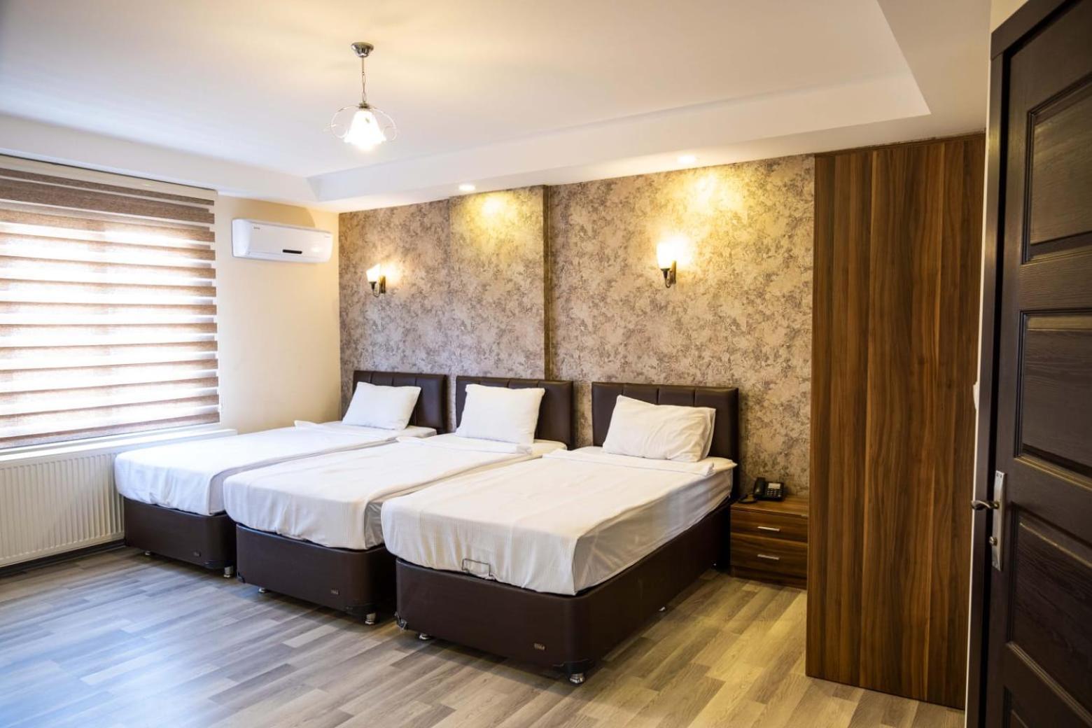 Ikarus Hotel 쿠사다시 외부 사진